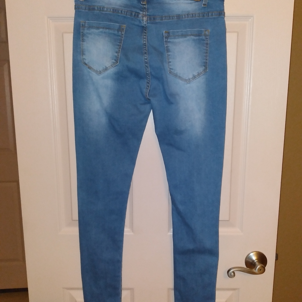 Pants3 - Picture 3 of 3